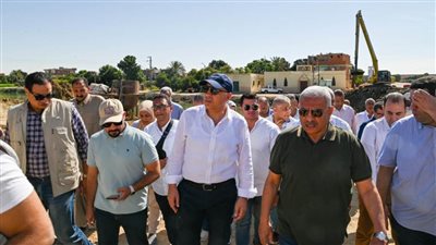 سويلم يتفقد حالة الري وتطهيرات الترع بمحافظتى الاسماعيلية والسويس 