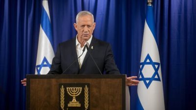 تقديرات إسرائيلية: غانتس وحزبه قد يستقيلان من الحكومة قبل 8 يونيو