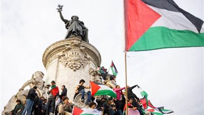 فرنسا تلغي مشاركة الشركات الإسرائيلية في معرض للصناعات العسكرية في باريس