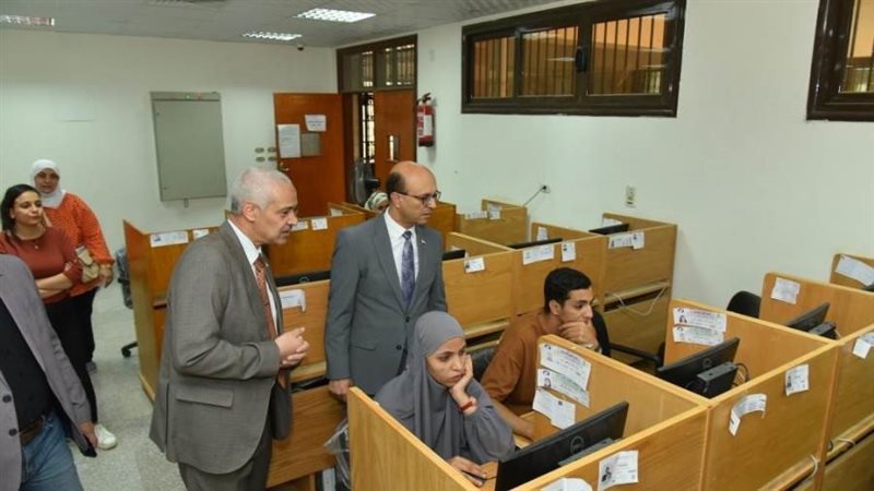 رئيس جامعة أسيوط