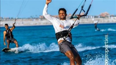 75 متسابقًا في سباق كايت مانيا في نسخته السابعة برأس سوماباي.. صور