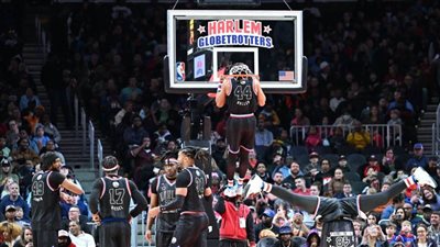 فريق كرة السلة العالمي 