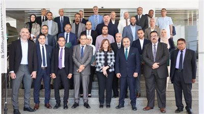 تسليم النسخة الأولى من شهادات الالتزام المؤسسي للمنظمات الأهلية 