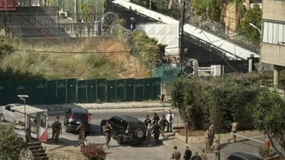 الأردن يدين إطلاق النار على السفارة الأمريكية في لبنان