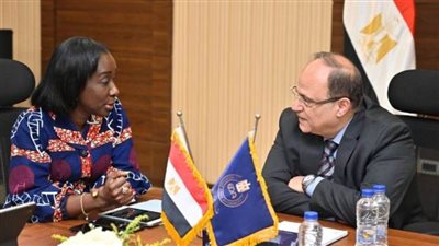 رئيس هيئة الدواء يستقبل نظيرته بجمهورية غانا