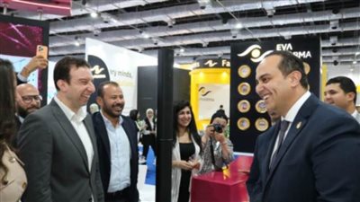 رئيس الرعاية الصحية يطلع على أحدث التطورات والابتكارات في معرض صحة أفريقيا