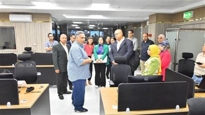 وفد برنامج المخلفات الصلبة يتابع تشغيل منظومة رفع المخلفات بأسيوط