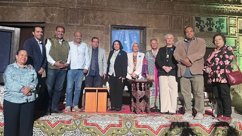 صالون نفرتيتى الثقافى