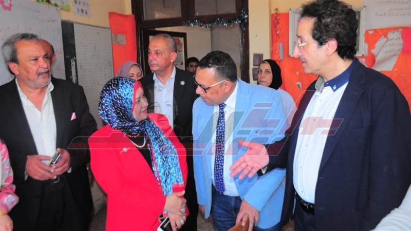 د أماني شاكر والدكتور