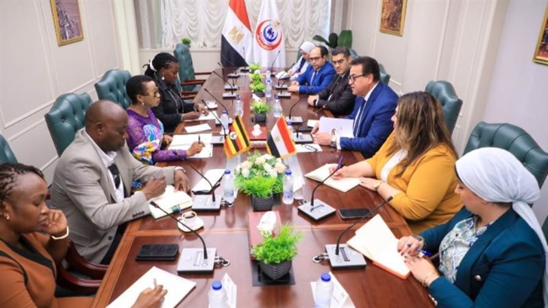 وزير الصحة ونظيرته