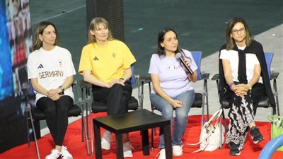 دورة تدريبة لتطوير مدربي الجمباز الإيقاعي باستاد القاهرة 