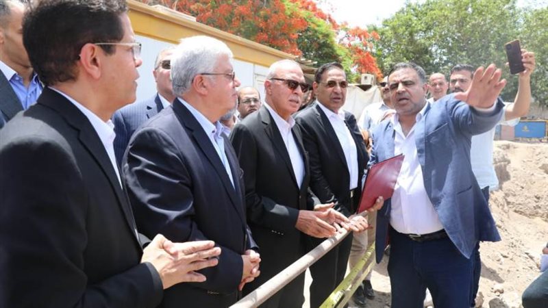 تفقد الأعمال