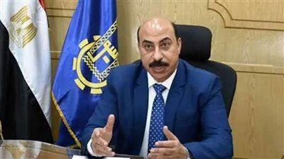 محافظ أسوان يكلف مسؤولي مديرية الطرق بالانتهاء من الأعمال الجارية وفقًا للبرامج الزمنية المحددة 