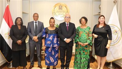 وزير التعليم يستقبل وفد 15 دولة إفريقية لبحث سبل التعاون