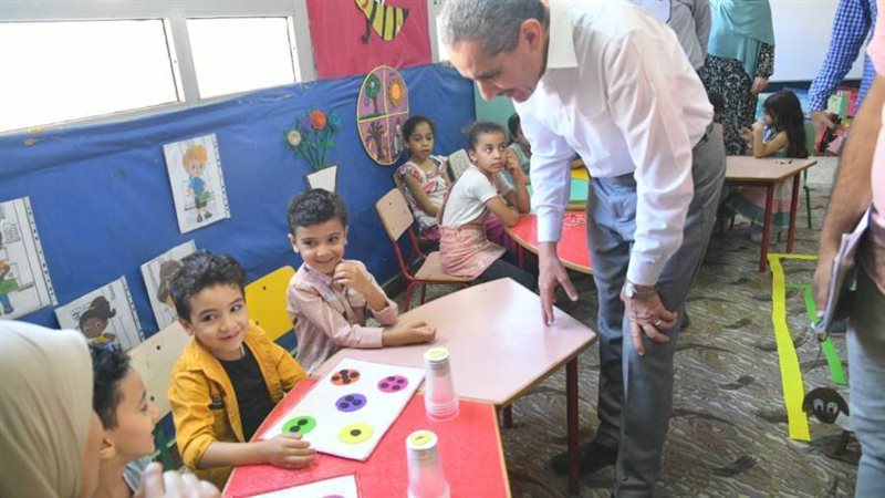 محافظ الغربية خلال