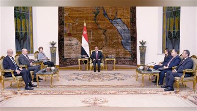 عاجل.. الرئيس السيسي يستقبل رئيس بنك تنمية 