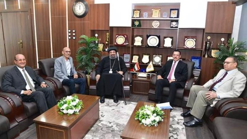 جانب من زيارة وفد