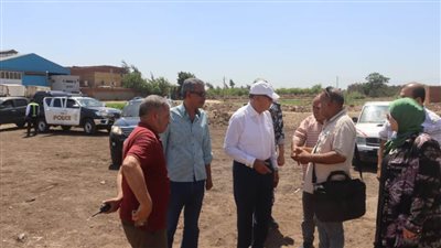 محافظ القليوبية يتابع إزالة التعديات على الأراضي الزراعية بالخانكة