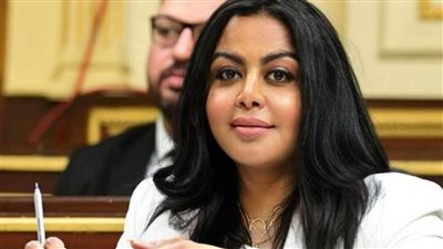 النائبة نيفين حمدي تهنئ الرئيس السيسي وشعوب الأمتين العربية والإسلامية بعيد