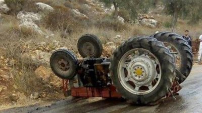 مصرع وإصابة 24 شخصا جراء انقلاب عربة جرار في الهند