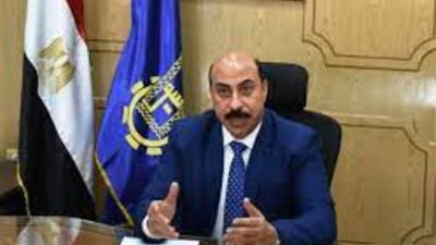 محافظ أسوان يوجه لتسخير كافة الإمكانات للمتقدمين للترشح بمسابقة 