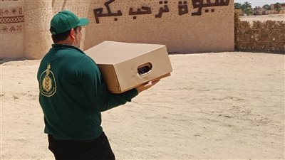 «بيت الزكاة والصدقات» ينتهي من توزيع لحوم الصدقات على أكثر من 250 ألف أسرة