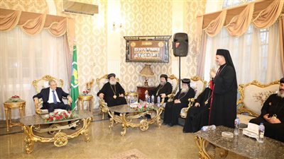 محافظ المنيا يستقبل وفودًا كنسية للتهنئة بعيد الأضحى