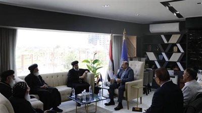 محافظ أسوان يستقبل وفد الكنيسة الأرثوذكسية لتقديم التهنئة بعيد الأضحى المبارك