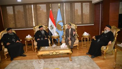  بالصور.. محافظ الغربية يستقبل المهنئين بعيد الأضحى من الكنيسة الإنجيلية والمطرانية