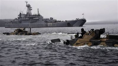 روسيا تبدأ مناورات عسكرية ضخمة بالأسطول البحري في المحيط الهادئ 