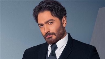 بعد طيرانه على ارتفاع 120 مترا فوق الجماهير.. تامر حسني: مخاطرة كبيرة