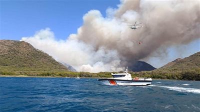 عاجل.. «حريق تركيا» يعرقل الملاحة البحرية في مضيق الدردنيل