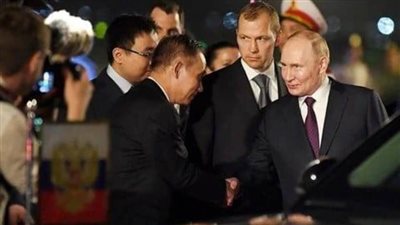 عاجل.. الرئيس بوتين يصل هانوي في مستهل زيارة دولة لفيتنام