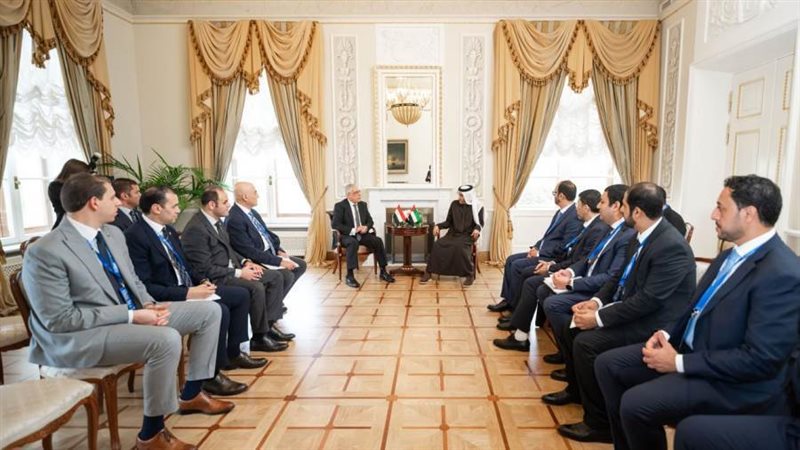 أثناء اللقاء