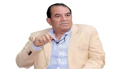 قصر ثقافة مصر الجديدة يناقش «زهو الألوان» للشاعر أحمد نبوي الثلاثاء المقبل