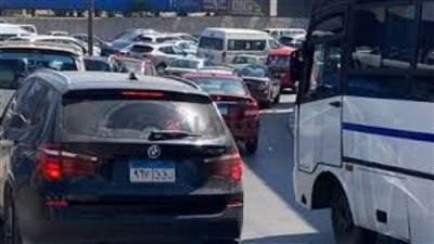 تحرير 1178 مخالفة عدم تركيب الملصق الإلكتروني ورفع 37 سيارة متهالكة