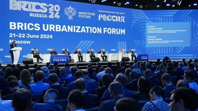 مساعد وزير الإسكان يشارك في الجلسة الافتتاحية للمنتدي العمراني لدول البريكس