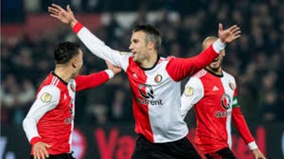 الدولي الهولندي جيرترويدا صخرة دفاع فينورد على رادار باريس سان جيرمان