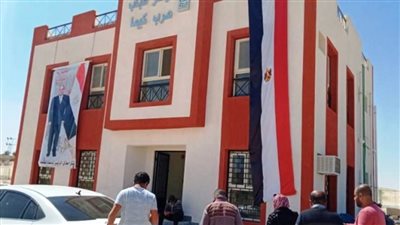 محافظ أسوان يتابع مشروعات حياة كريمة بقرية اقليت بكوم أمبو