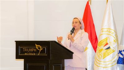 وزيرة البيئة تستمع لشواغل وآراء ممثلي المجتمع حول تعزيز زيادة المسطحات الشجرية