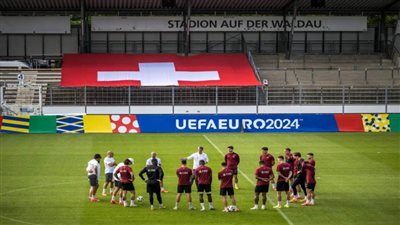 منتخب سويسرا يتعرض لسرقة 3 أجهزة حاسوب قبل مواجهته المرتقبة أمام إيطاليا