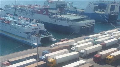 تداول 8 آلاف طن بضائع عامة ومتنوعة بموانئ البحر الأحمر