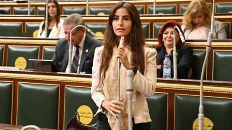 إيلاريا حارص