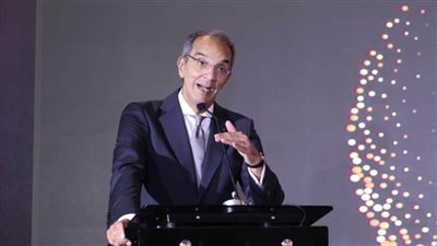 وزير الاتصالات: زيادة سرعة الإنترنت الثابت 13 ضعفا ومصر من الدول الرائدة في الحكومة الرقمية