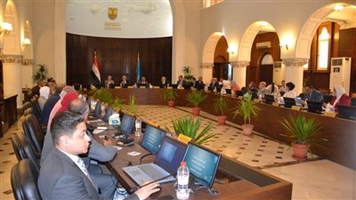 مجلس جامعة الإسكندرية يقدم التهنئة للرئيس والشعب المصري بمناسبة ثورة 30 يونيو