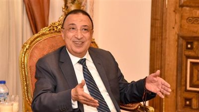 محافظ الإسكندرية ورئيس النيابة الإدارية يفتتحان النادي البحري في بيانكي