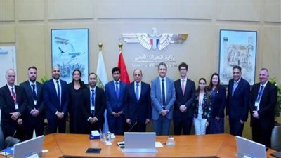 وزير الطيران المدني يؤكد عمق العلاقات بين مصر والمملكة المتحدة