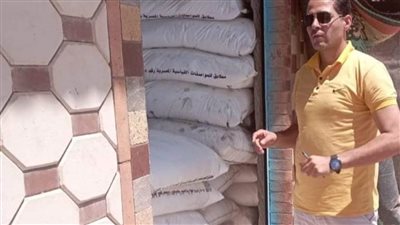 ضبط مدير جمعية زراعية وصاحب محطة تمويل سيارات بالبحيرة لبيعهما أسمدة وسولار مدعمًا