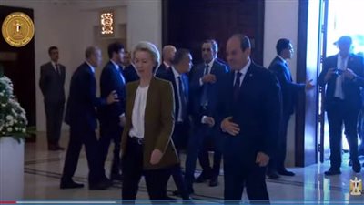 الرئيس السيسي يصل إلى مقر افتتاح مؤتمر الاستثمار المصري الأوروبي