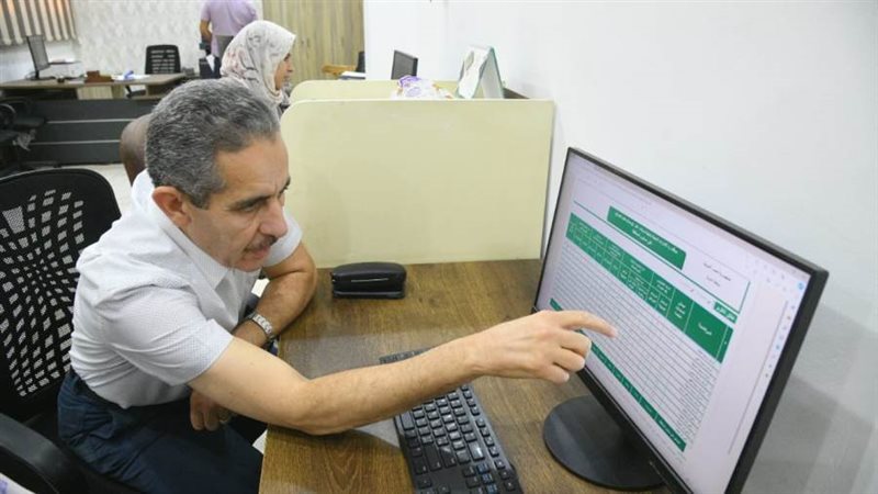 محافظ الغربية خلال